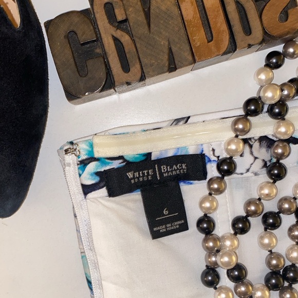 WHITE HOUSE BLACK MARKET Strapless Corset Top - Picture 7 of 8